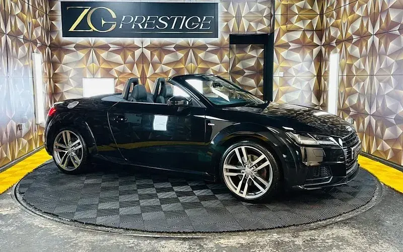 Begagnad Audi TT Roadster S-Line 230 HK (169 kW) 2018 Cab