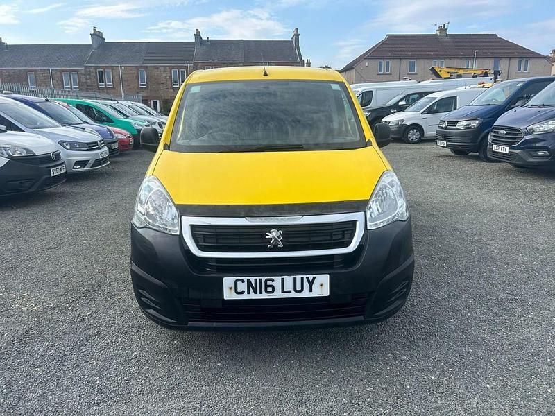 Yellow Used 2016 Peugeot Partner MPV | £3,975 (Super price) - Image 1/4