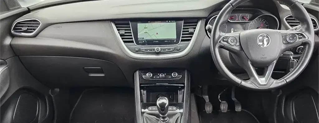 Second-hand Vauxhall Grandland X SRi 130 CP (95 kW) 2019 Negru SUV
