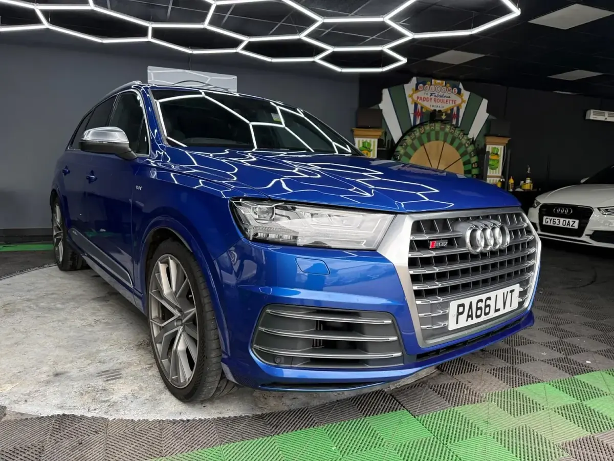 Used Audi SQ7 Advanced 435 HP (319 kW) 2017 Blue SUV