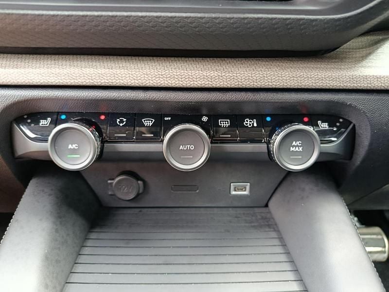 Used Citroën C5 X PureTech 127 HP (93 kW) 2024 Blue Estate