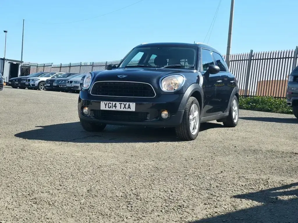 Used Mini ONE 98 HP (72 kW) 2014 Black Hatchback
