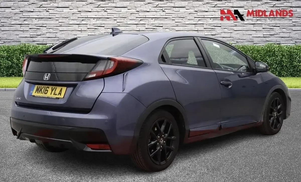 Used Honda Civic Sport 120 HP (88 kW) 2016 Blue Hatchback