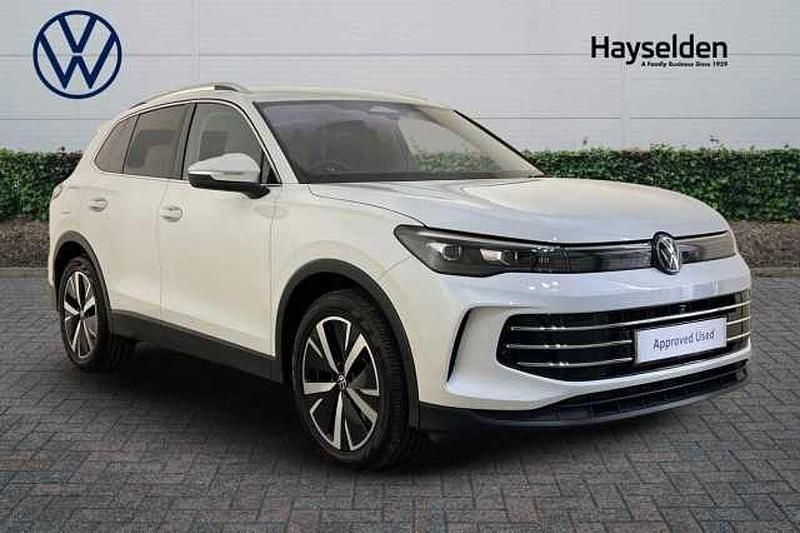 Used 2024 VW Tiguan SUV | £32,485 (Fair price) - Image 1/4