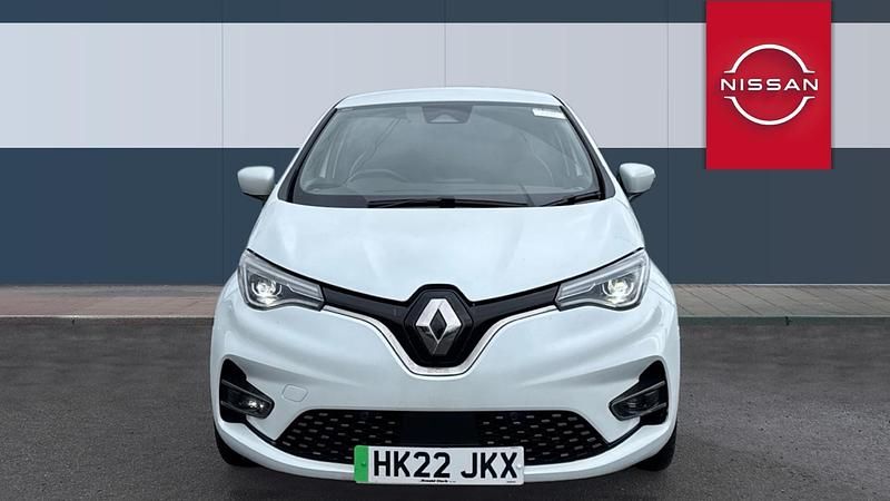 Used Renault Zoe GT-Line 100 kW (136 HP) 2022 White Hatchback