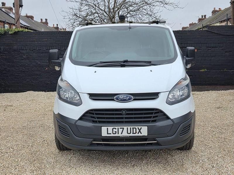 Begagnad Ford Transit Custom 105 HK (77 kW) 2017 Vit Van