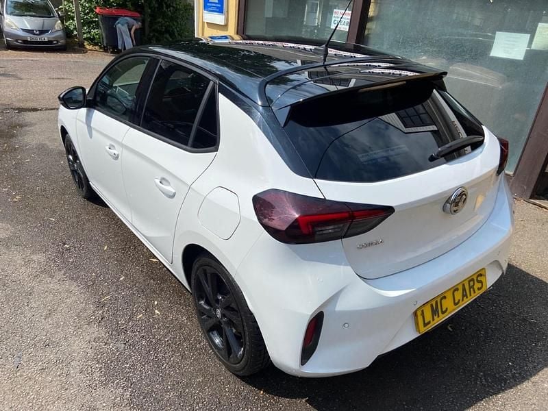 Used Vauxhall Corsa SRi 100 HP (73 kW) 2020 White Hatchback