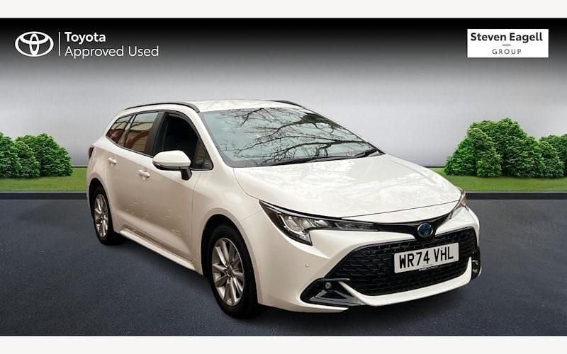 Used 2025 Toyota Corolla Estate | £25,527 - Image 1/3