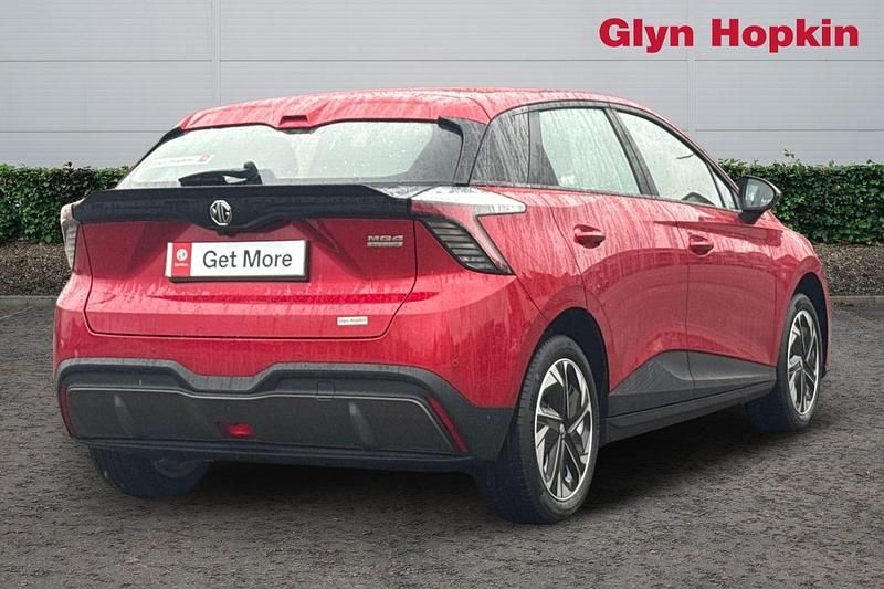 New MG MG4 EV SE 2025 Red Hatchback