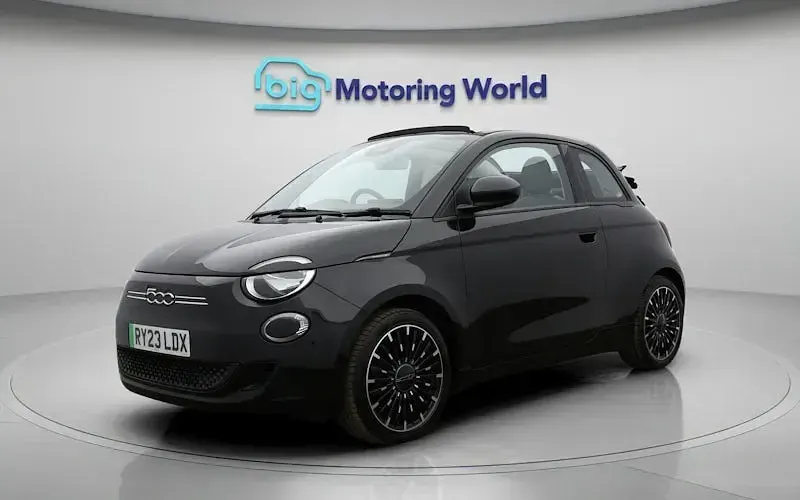 Used Fiat 500e Icon 86 kW (118 HP) 2023 Black Cabriolet