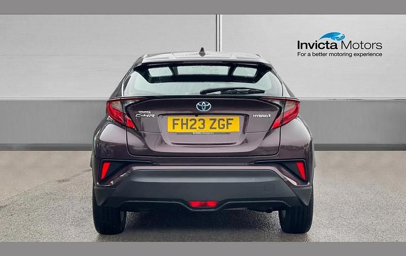 Used Toyota C-HR 122 HP (89 kW) 2023 Other SUV