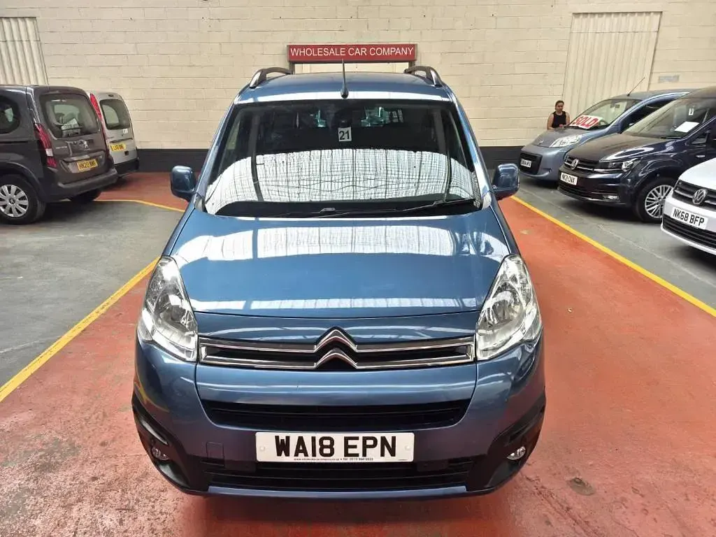 Used Citroën Berlingo Flair 99 HP (72 kW) 2018 Blue MPV