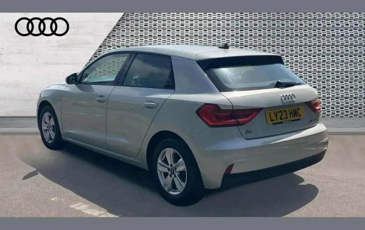 Used Audi A1 Design 95 HP (69 kW) 2023 Silver SUV
