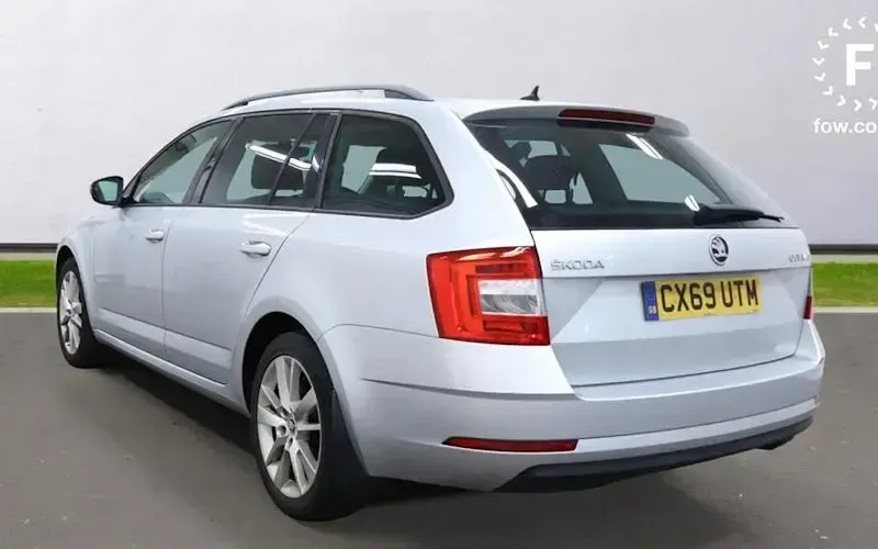 Used Skoda Octavia SE L 150 HP (110 kW) 2019 Grey Estate