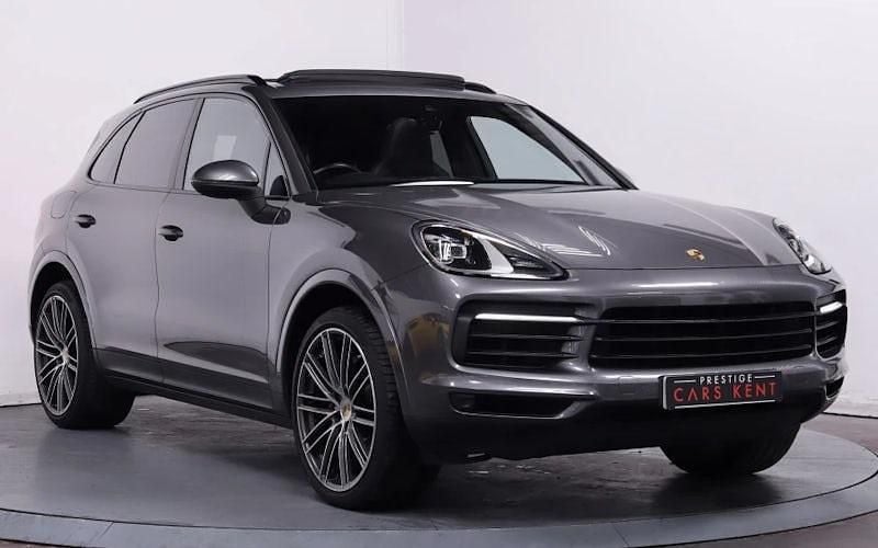 Used 2022 Porsche Cayenne SUV | £41,268 - Image 1/4
