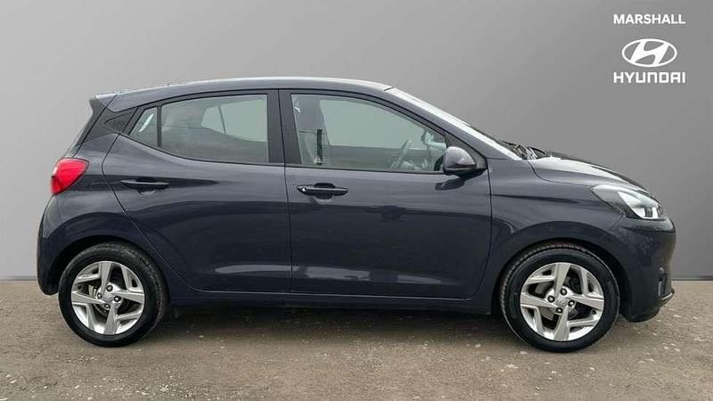 Used Hyundai i10 SE 67 HP (49 kW) 2023 Grey Hatchback