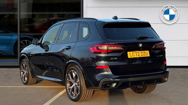 Usado BMW X5 M Sport 335 CV (246 kW) 2023 Negro SUV