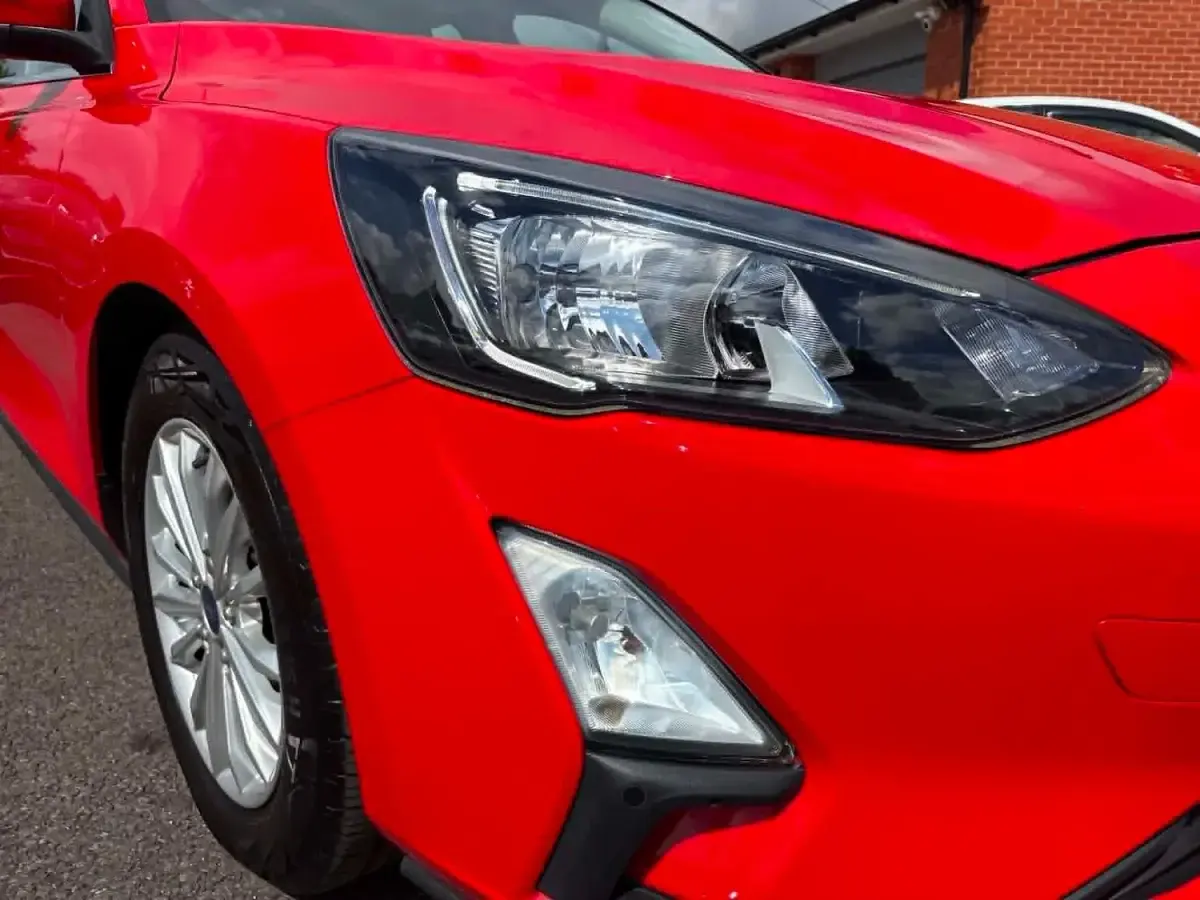 Used Ford Focus Titanium 2019 Red Estate