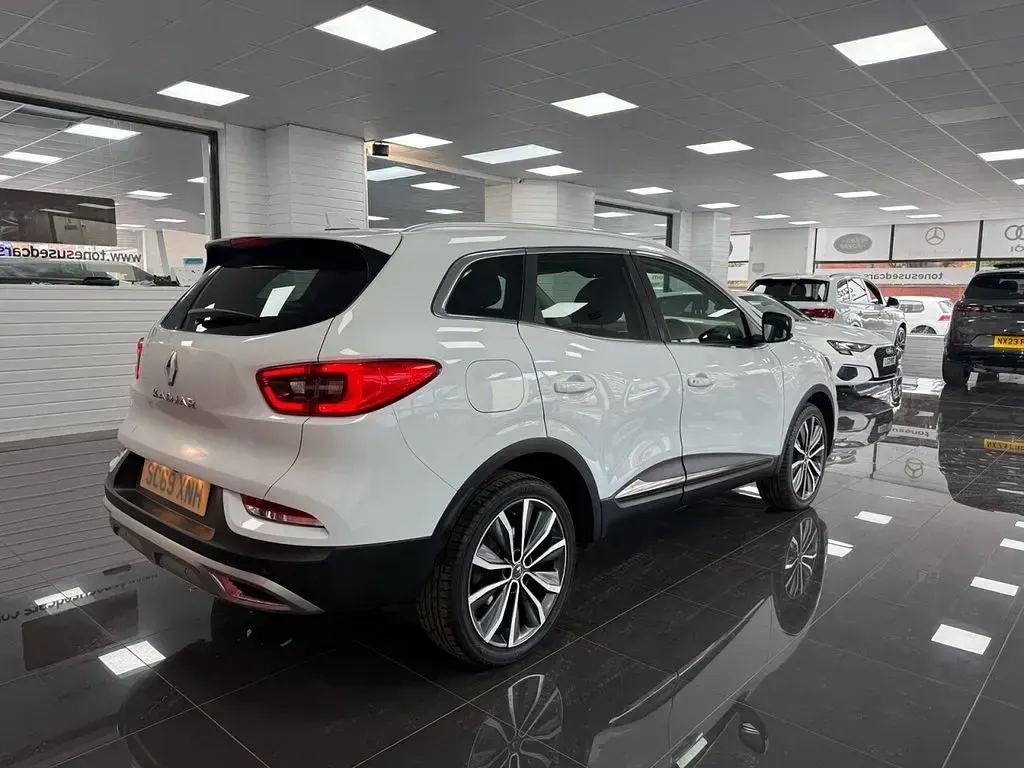 Used Renault Kadjar Version S 140 HP (102 kW) 2019 White SUV