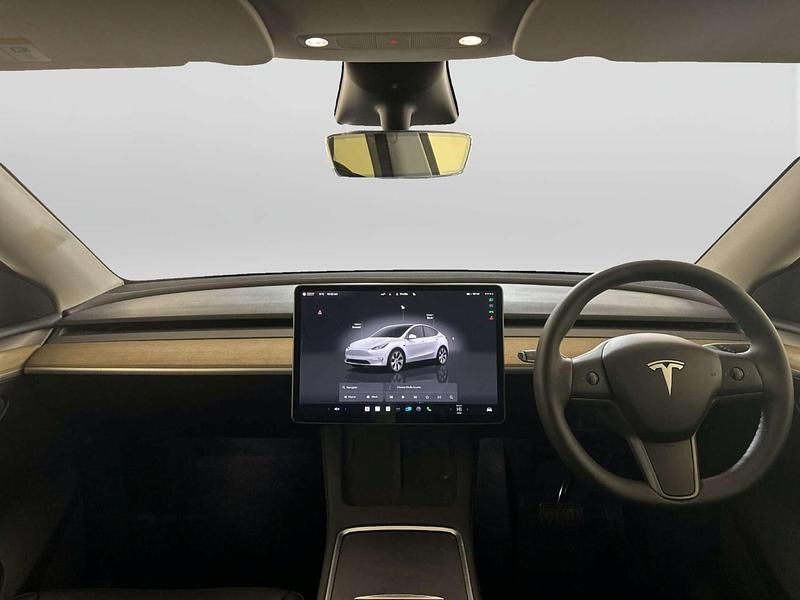 Used Tesla Model Y Long Range AWD 378 kW (514 HP) 2022 White SUV