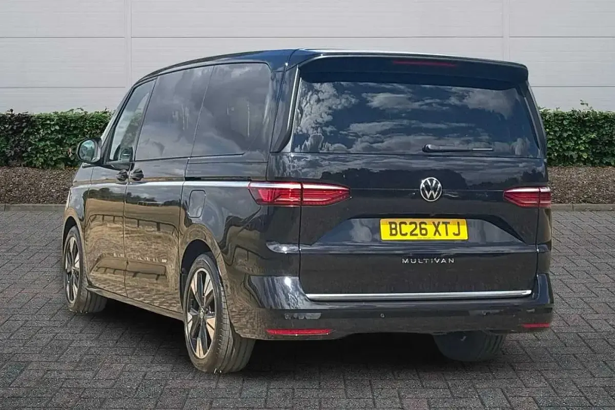 New VW Multivan Style 204 HP (150 kW) 2026 Deep black MPV