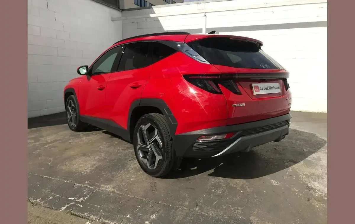 Used Hyundai Tucson Premium 230 HP (169 kW) 2022 Red SUV
