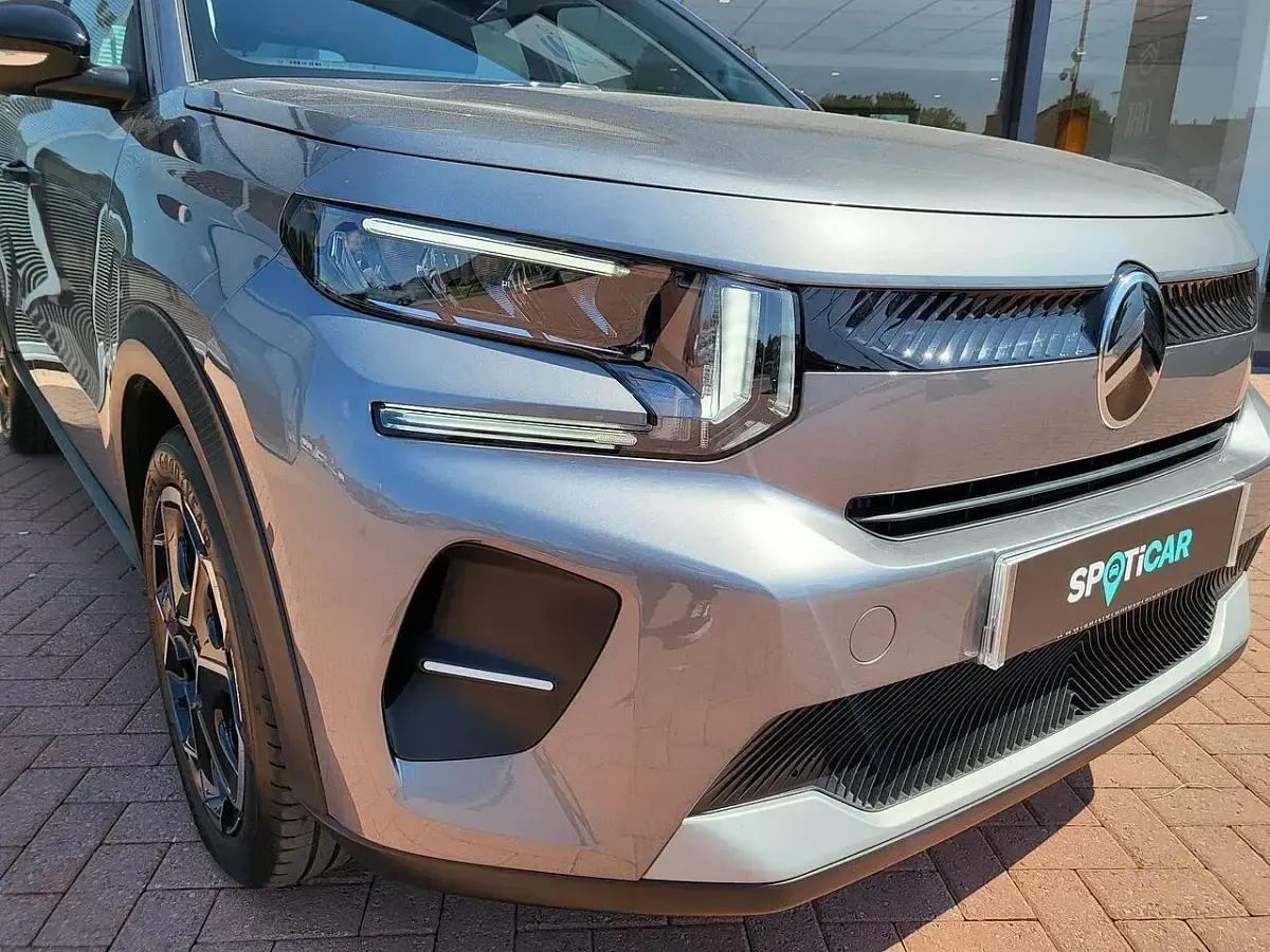 Used Citroën C3 99 HP (72 kW) 2025 Grey SUV