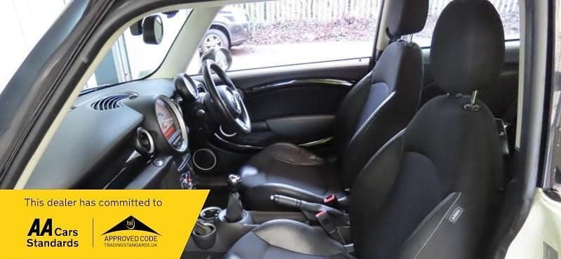 Used Mini Cooper 2011 White Hatchback