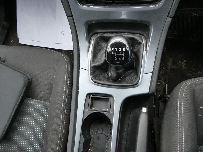 Image 3/4