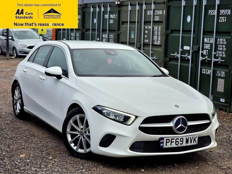 Used Mercedes A200 163 HP (119 kW) 2020 White Hatchback