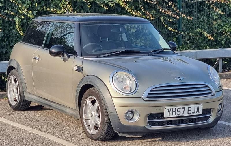 Silver Used 2007 Mini Cooper Hatch Hatchback | £1,175 (Super price) - Image 1/4