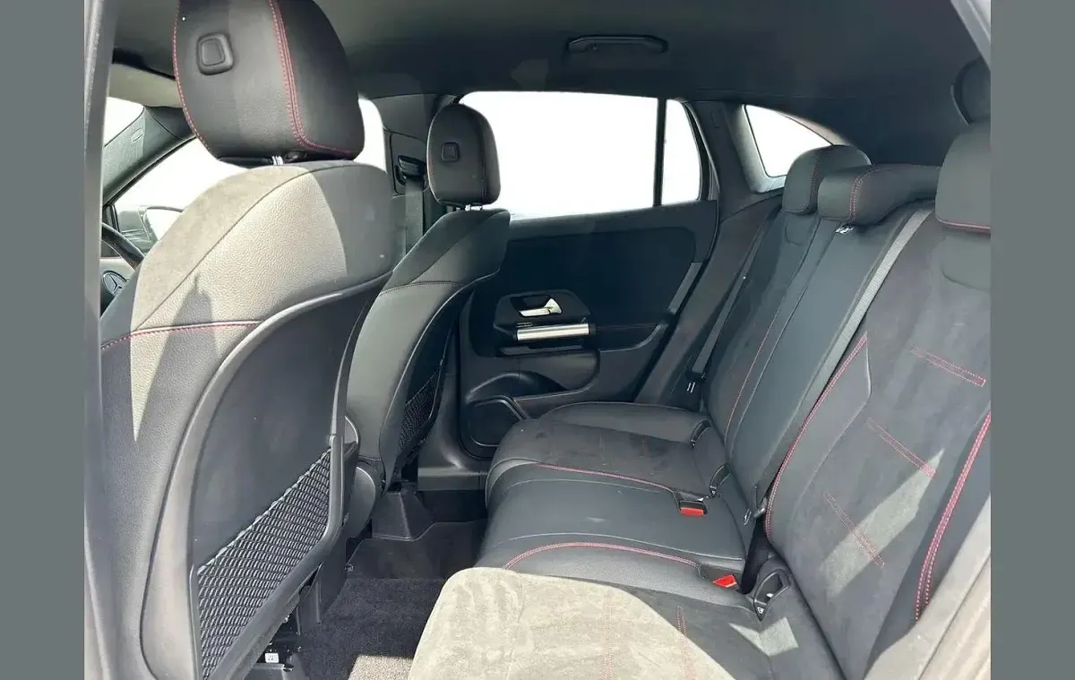 Used Mercedes GLA220 Executive 190 HP (139 kW) 2025 Grey SUV