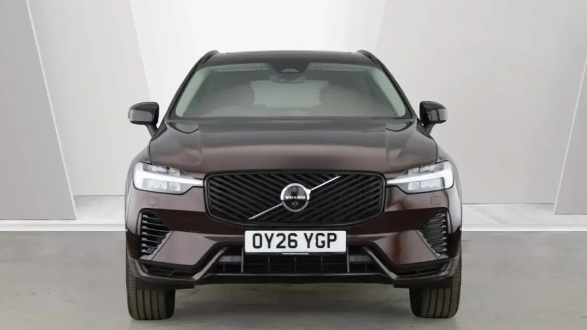 Used Volvo XC60 Ultra 449 HP (330 kW) 2026 Red SUV