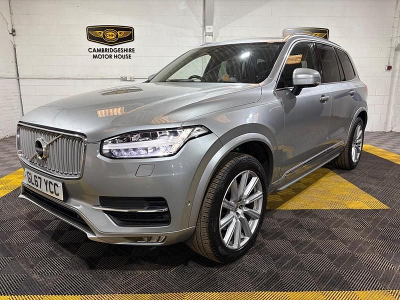 Usado Volvo XC90 Inscription 235 HP (172 kW) 2018 Prateado SUV