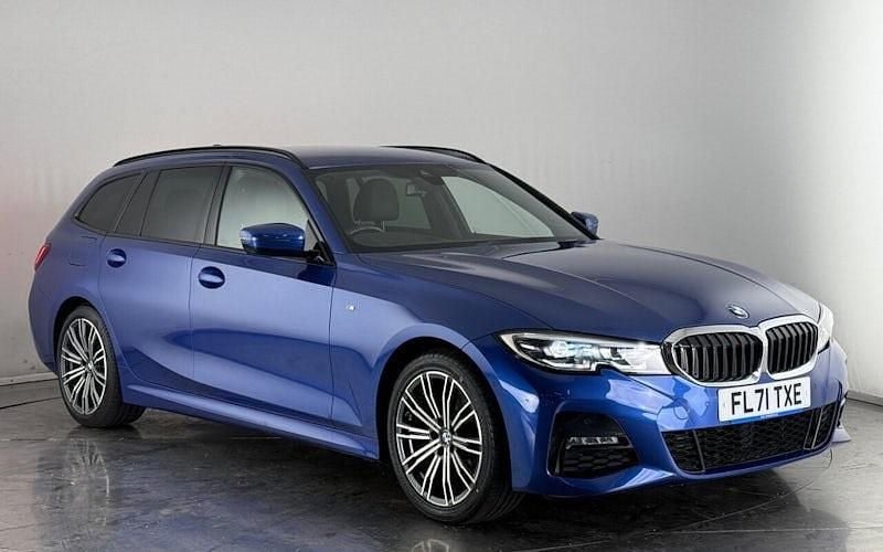 Blue Used 2021 BMW 320 M Sport Estate | £24,500 (Fair price) - Image 1/3
