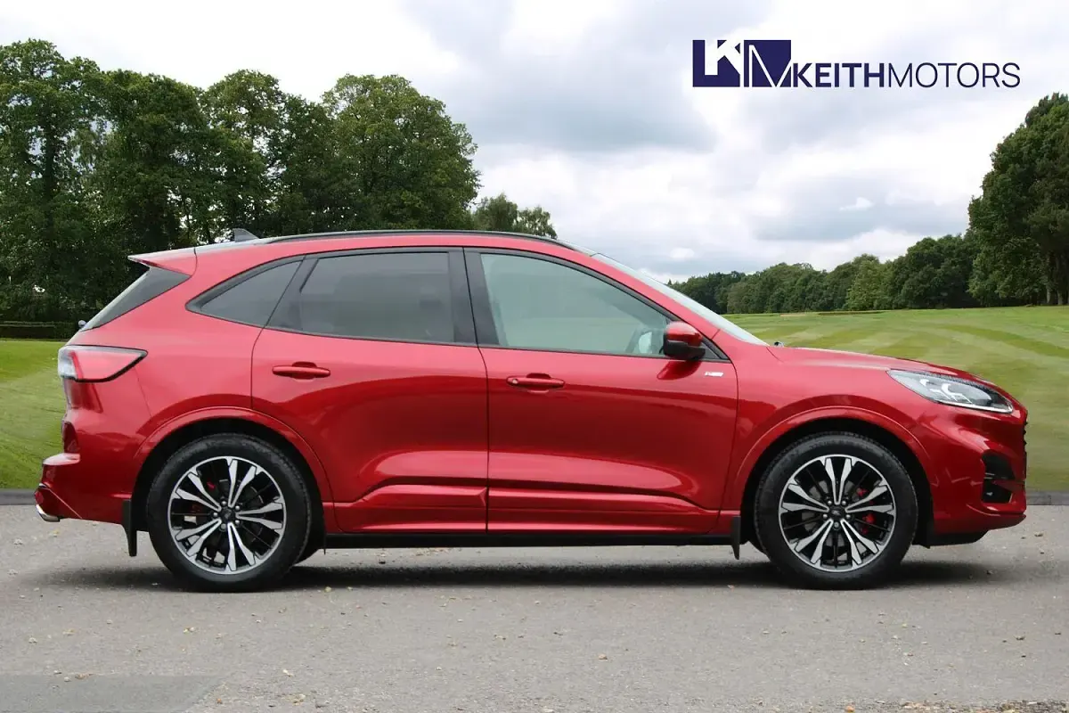 Used Ford Kuga ST-Line X 150 HP (110 kW) 2023 Red SUV