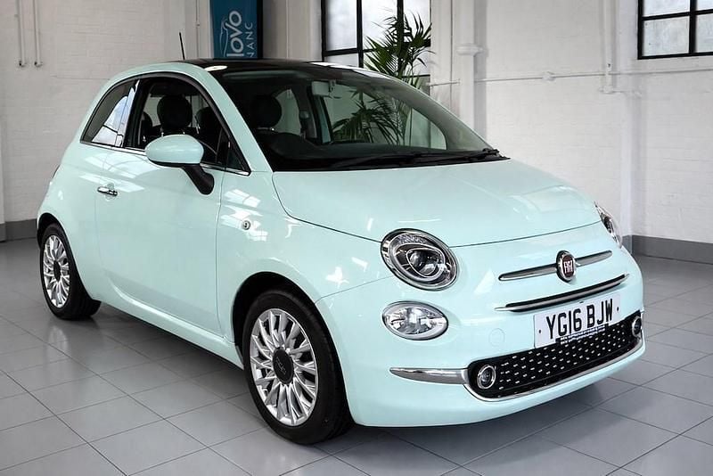 Used Fiat 500 Lounge 69 HP (50 kW) 2016 Green Hatchback