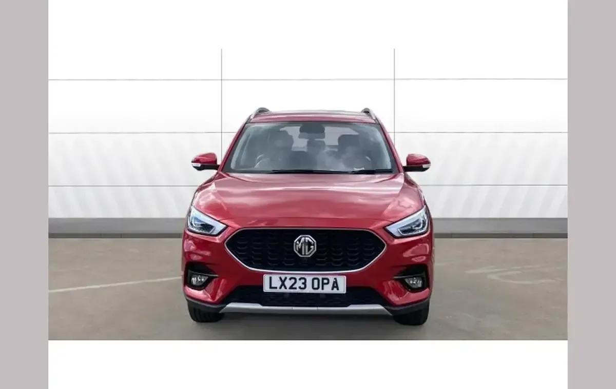 Used MG ZS Exclusive 111 HP (81 kW) 2023 Red SUV