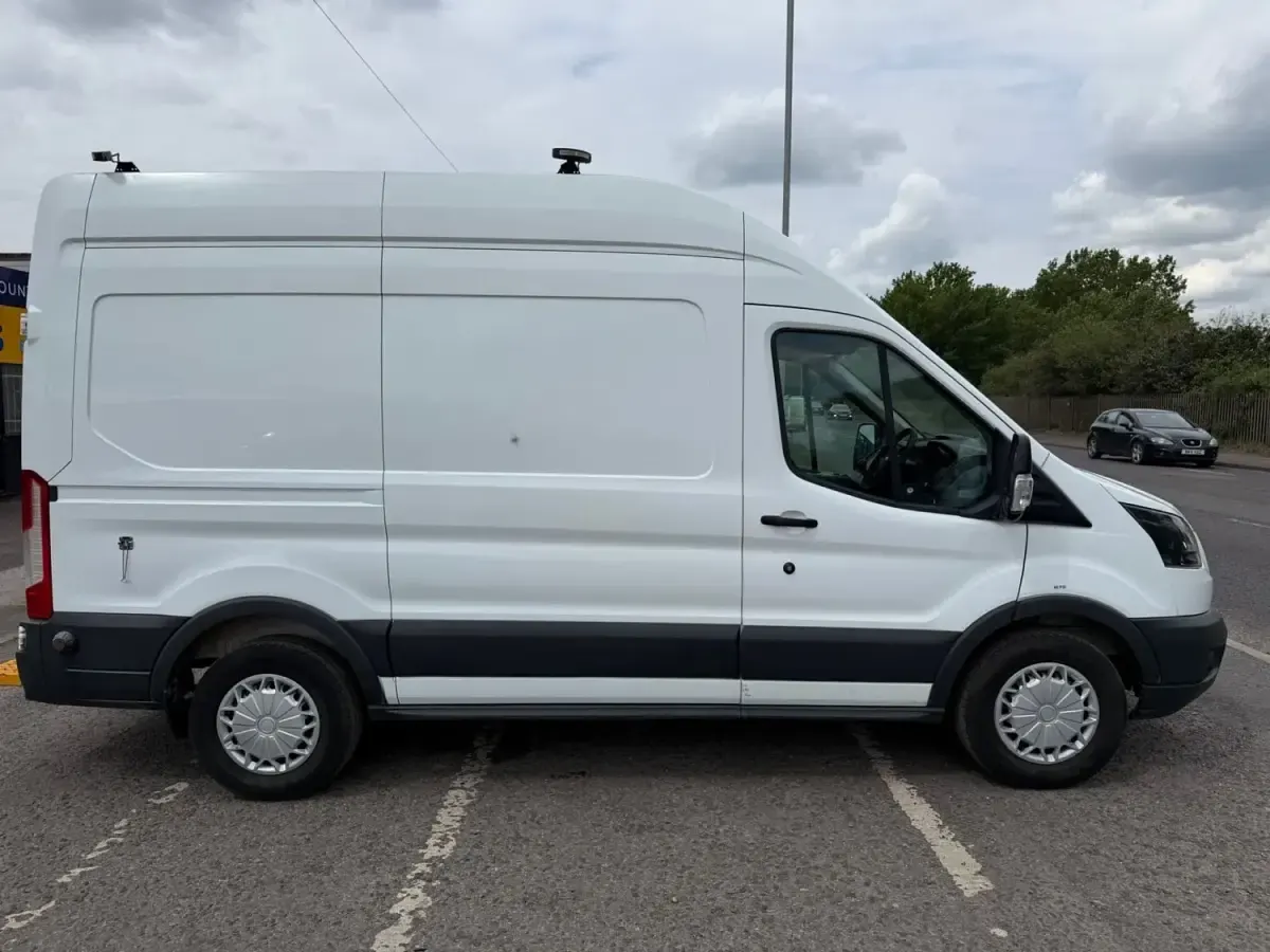 Używany Ford Transit 2018 Biały Minivan
