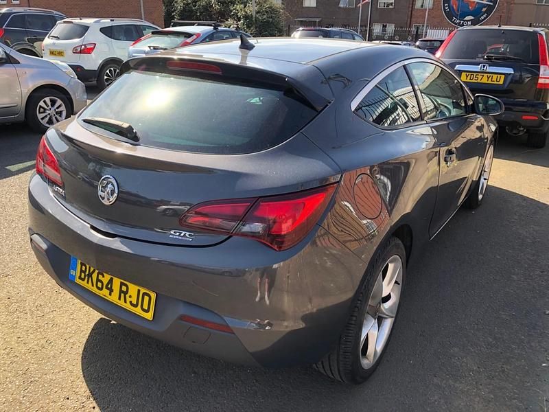 Used Vauxhall Astra GTC SRi 200 HP (147 kW) 2014 Grey Hatchback