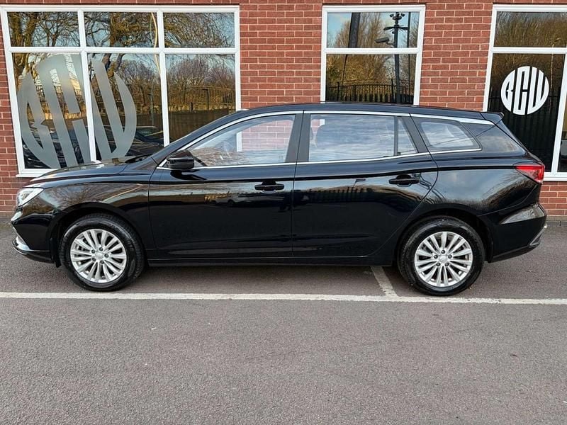Used MG MG5 EV Excite 114 kW (156 HP) 2021 Black Estate