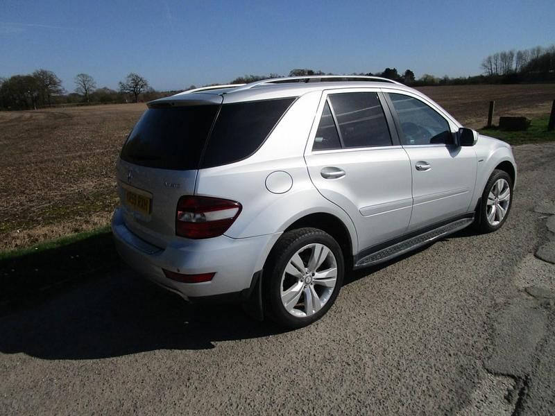 Usado Mercedes ML350 2009 Prateado SUV