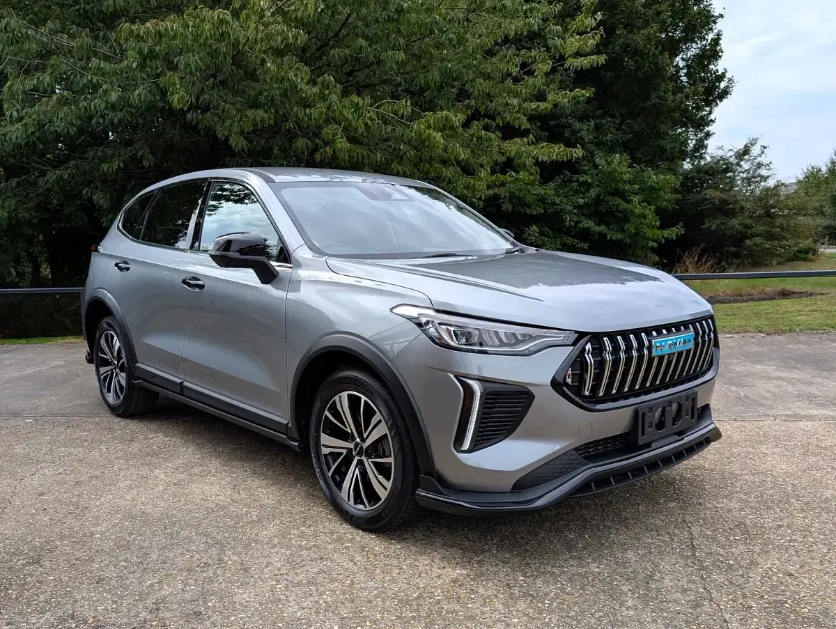 New Haval Jolion Lux 2026 Grey SUV