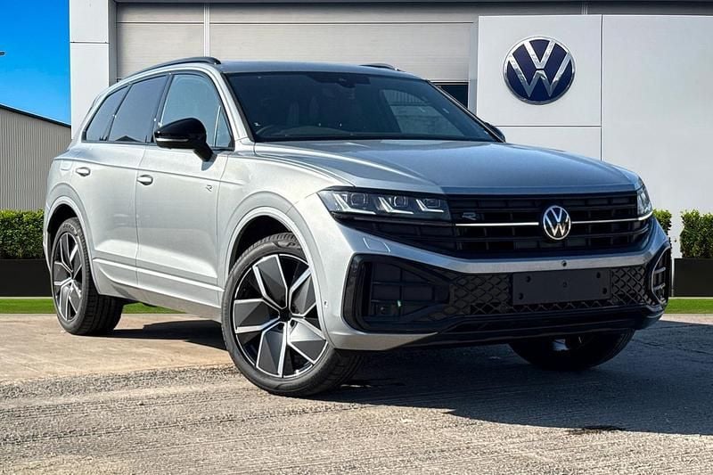 New VW Touareg Black Edition 2026 Silver SUV