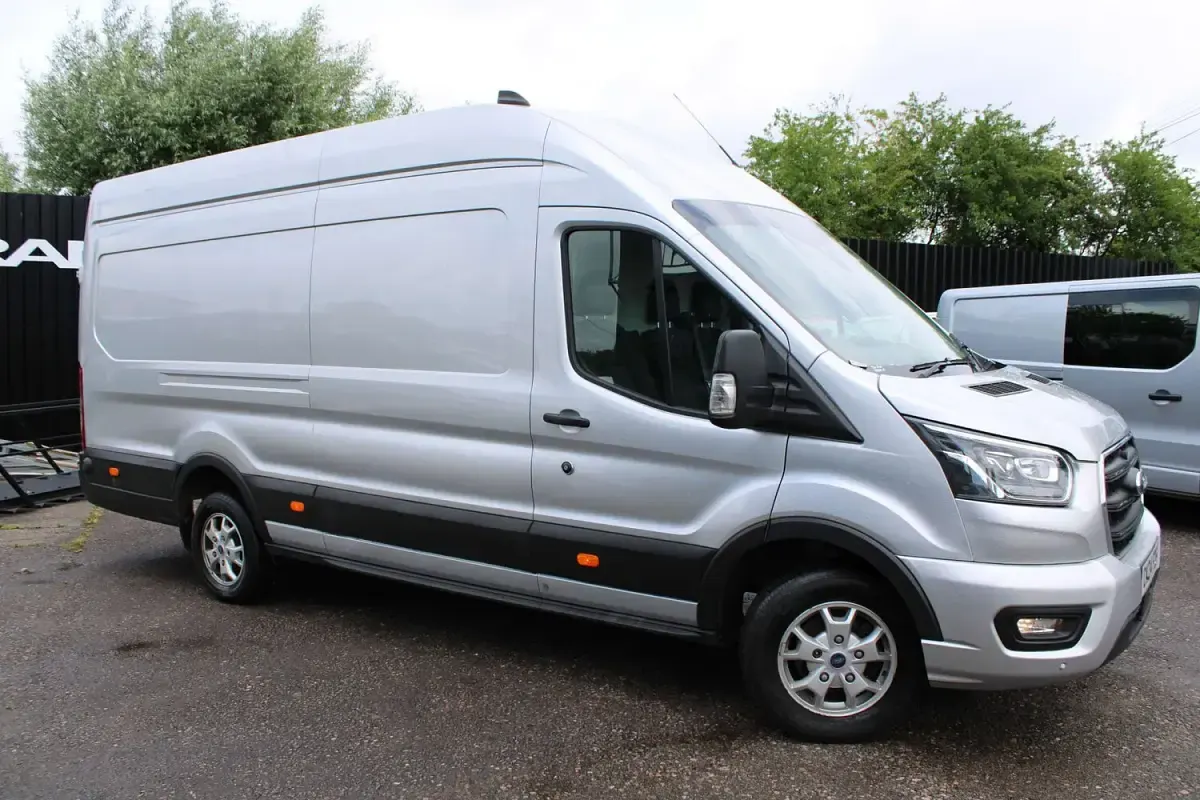 Used Ford Transit Limited 130 HP (95 kW) 2024 Silver Van