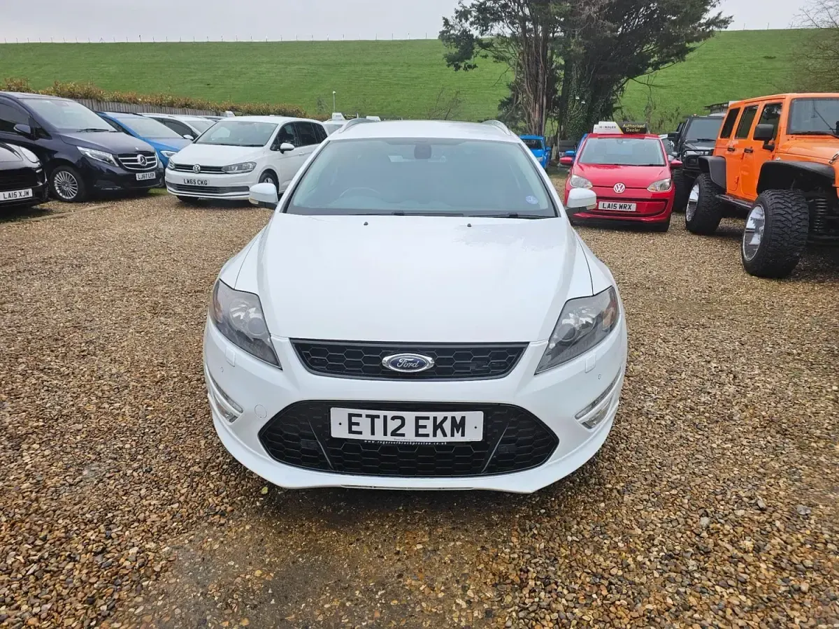 Begagnad Ford Mondeo Titanium X 2012 Vit Kombi