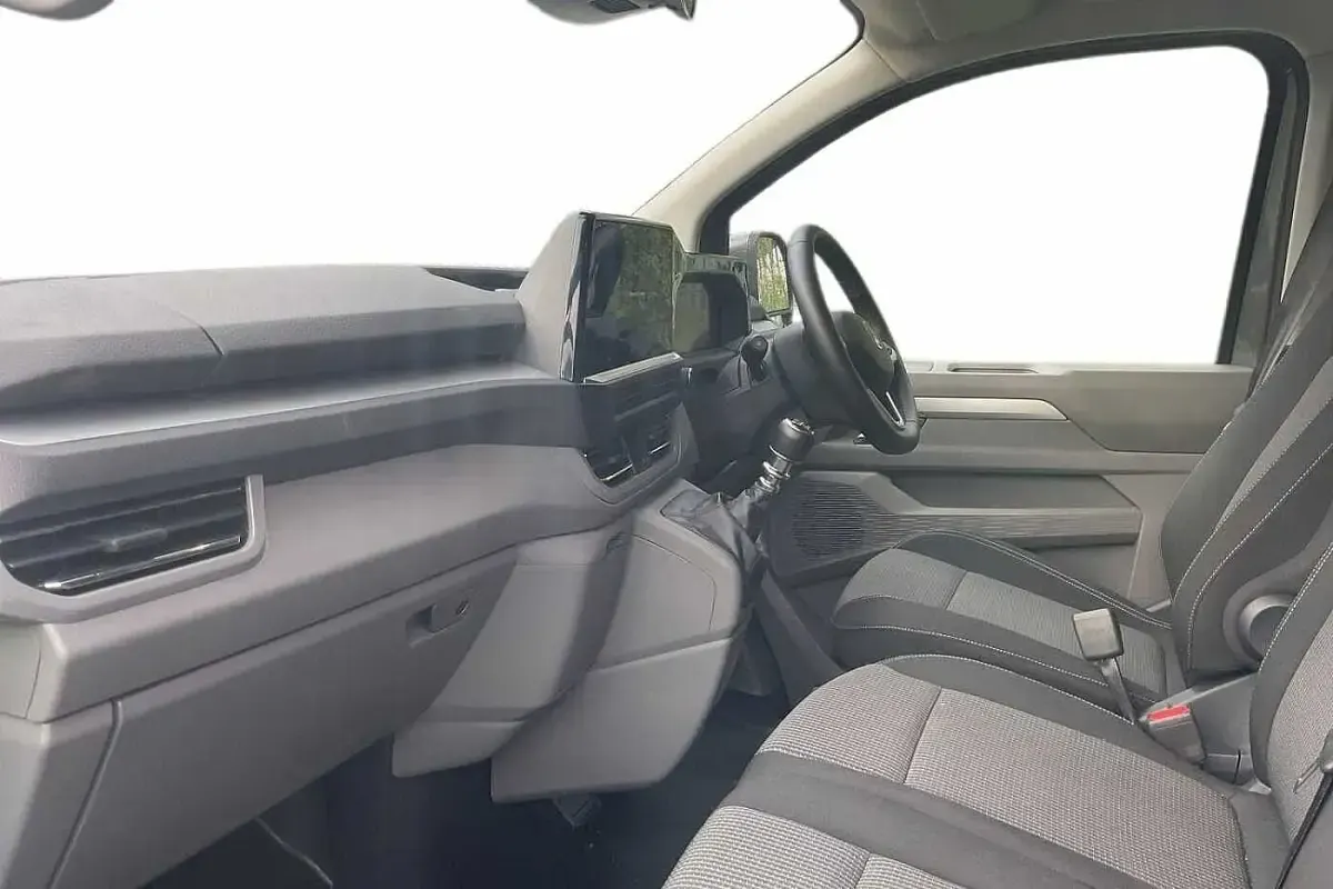 Usado VW Transporter Pro 2026 Cinzento Van