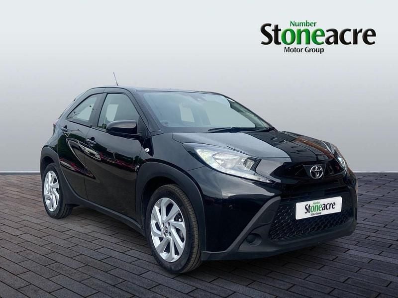 Black Used 2023 Toyota Aygo PURE Hatchback | £12,495 (Fair price) - Image 1/2