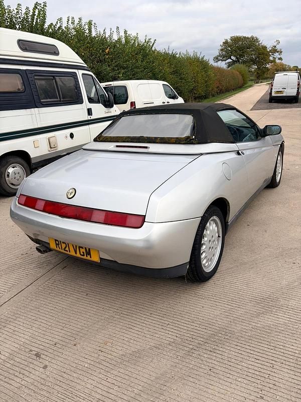 Silver Used 1997 Alfa Romeo Spider Cabriolet | £695 - Image 1/4