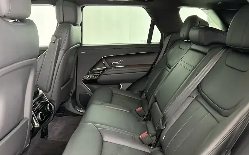 Used Land Rover Range Rover Sport Autobiography 300 HP (220 kW) 2026 SUV